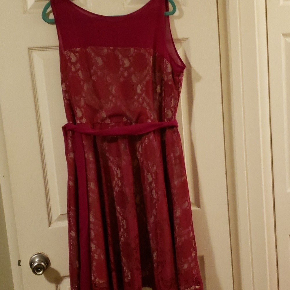 Fit and Flair,  lace dress